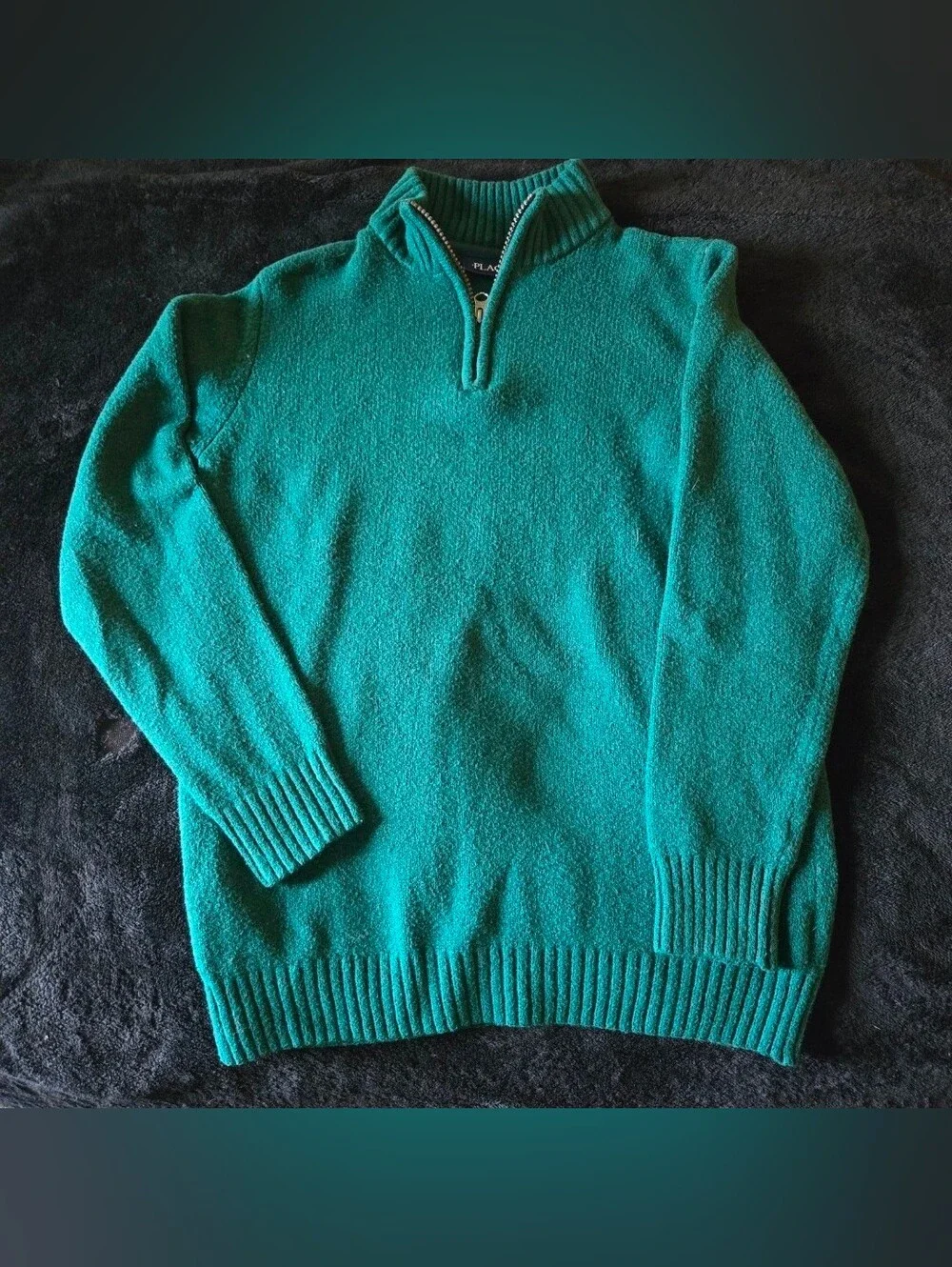 2 Sweaters The Children's Place Size 16 Green V-Neck And Quarter-Zip